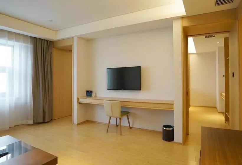 Ji Hotel Qiqihar Emancipation Door