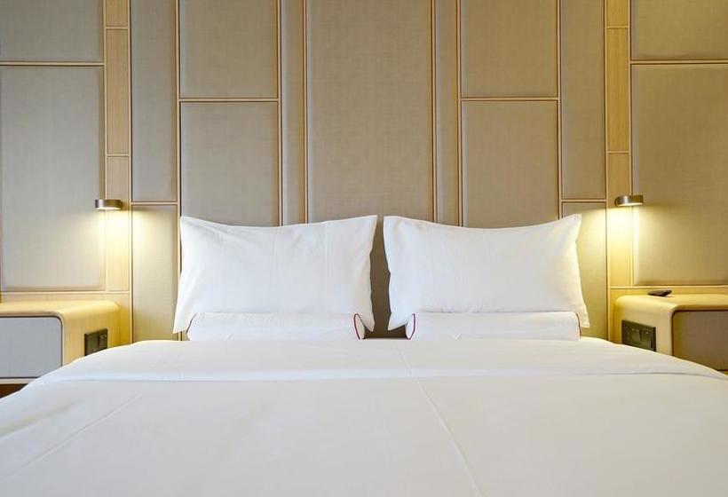 Ji Hotel Qiqihar Emancipation Door