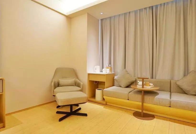 Ji Hotel Qiqihar Emancipation Door
