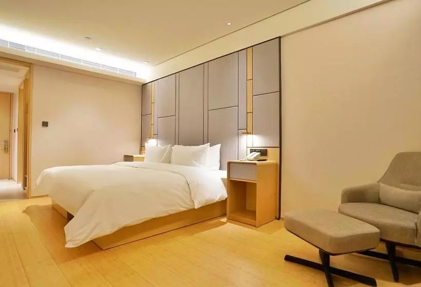 Ji Hotel Qiqihar Emancipation Door