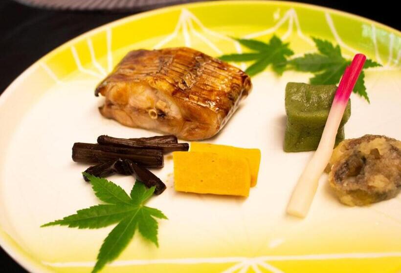 旅館 Marumine Kanko