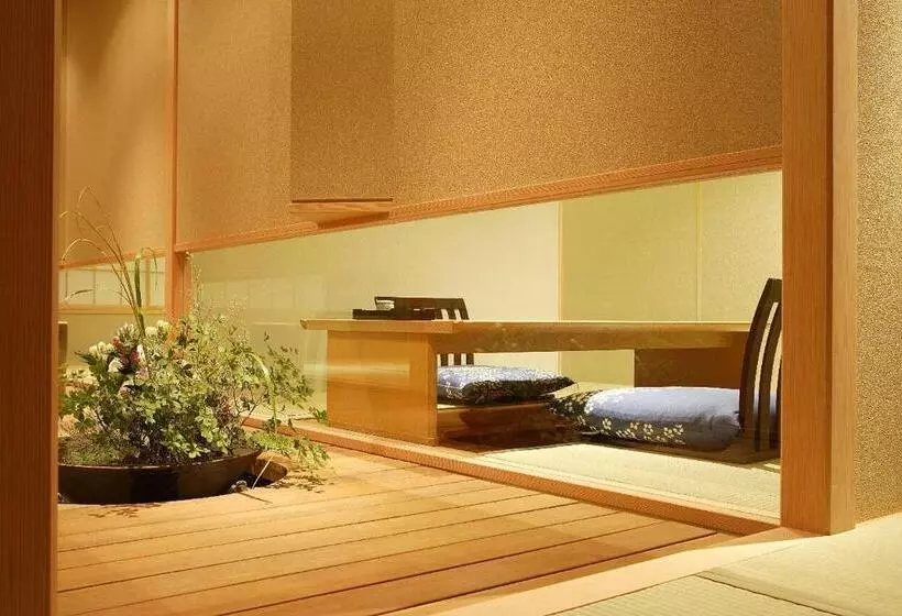 旅館 Marumine Kanko