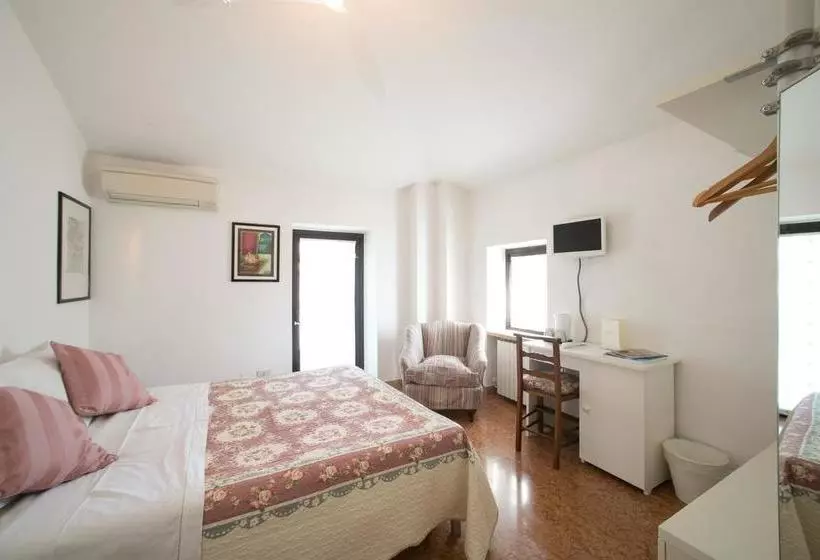 Aamiaismajoitus (B&B) A Casa Di Tom