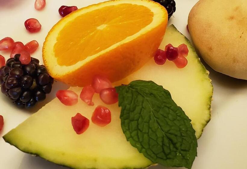 مبيت وإفطار Avonview Manor