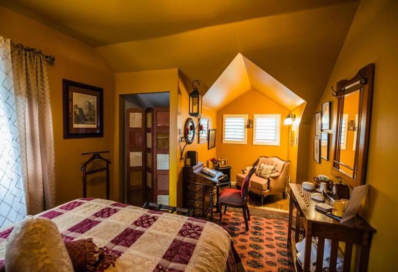 مبيت وإفطار Avonview Manor