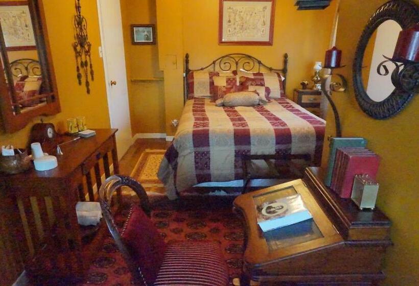 مبيت وإفطار Avonview Manor