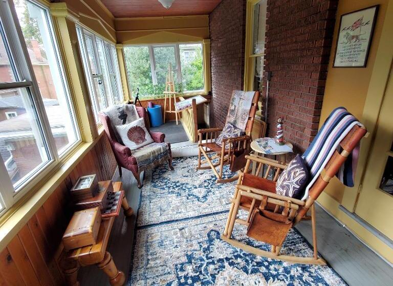 مبيت وإفطار Avonview Manor