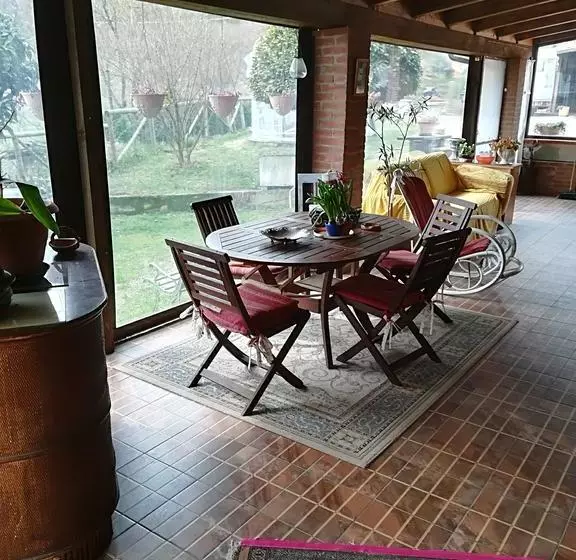 تختخواب و صبحانه Casa Fiorita