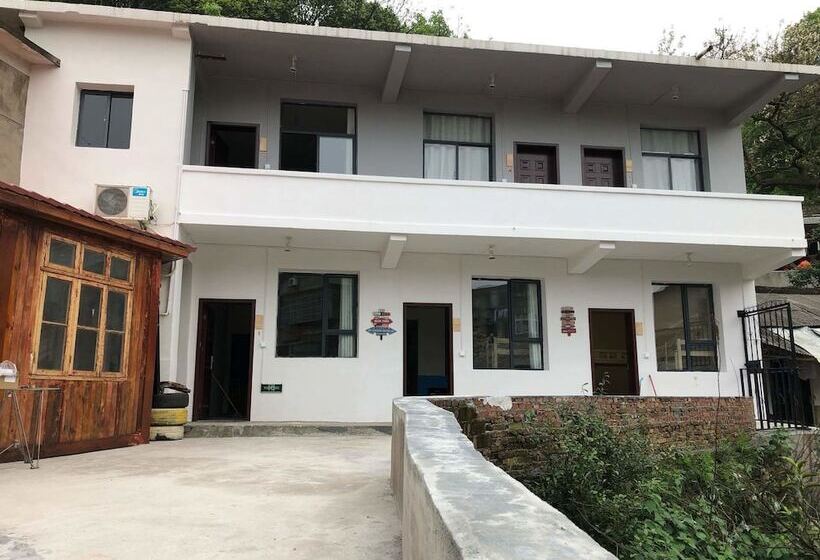 Changsha On The Road Youth Hostel