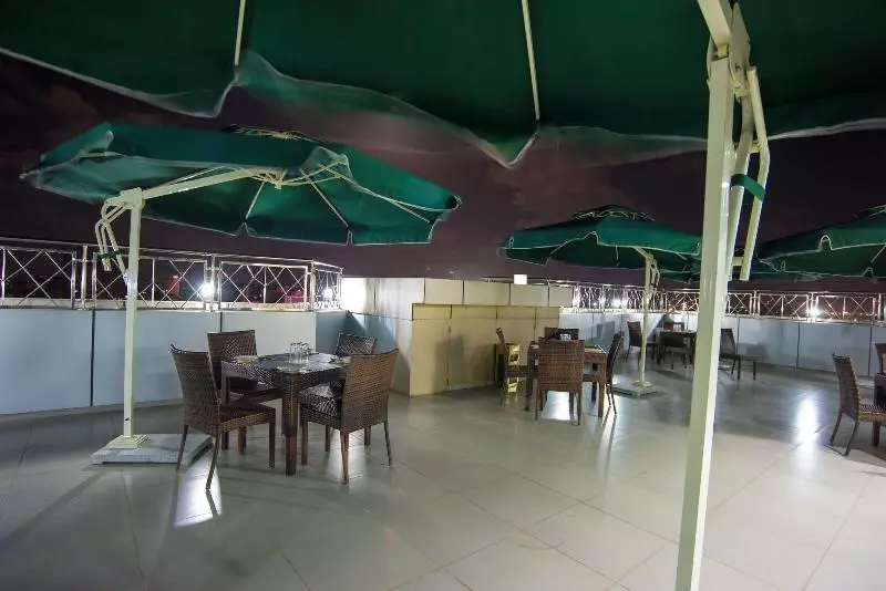 Euro Hotel And Apartments