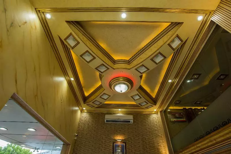 Euro Hotel And Apartments