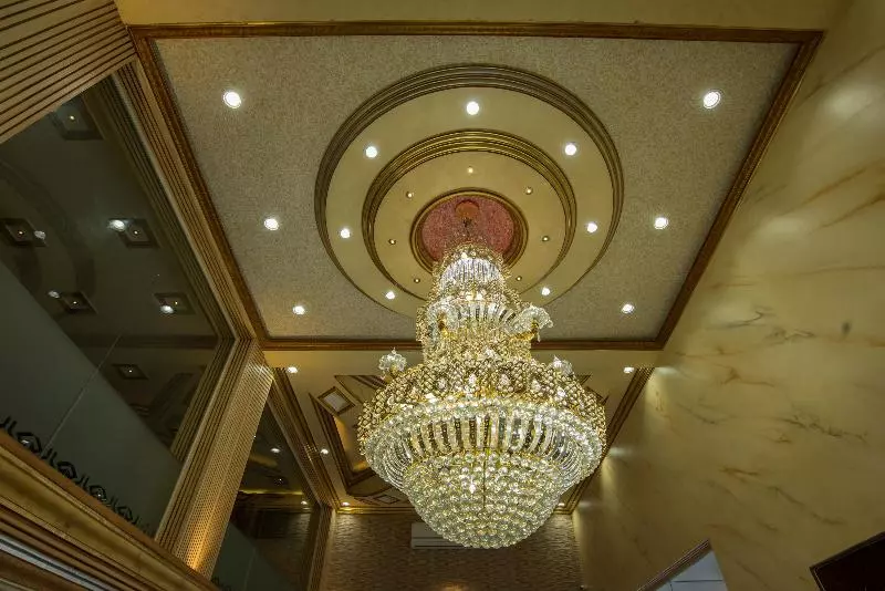 Euro Hotel And Apartments