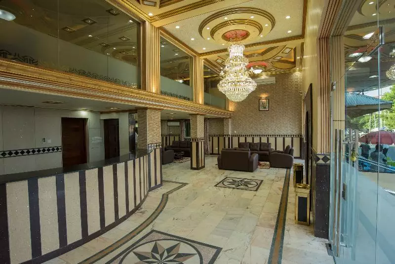 Euro Hotel And Apartments