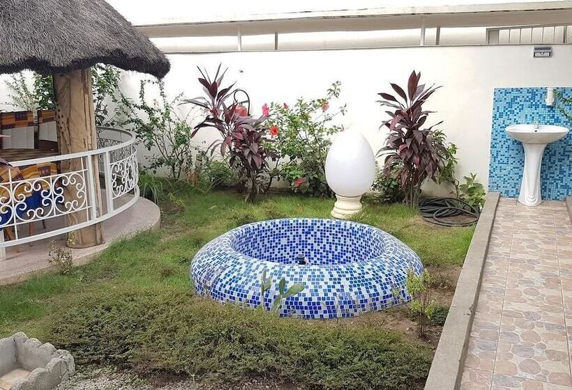 هتل Hôtel Hibiscus