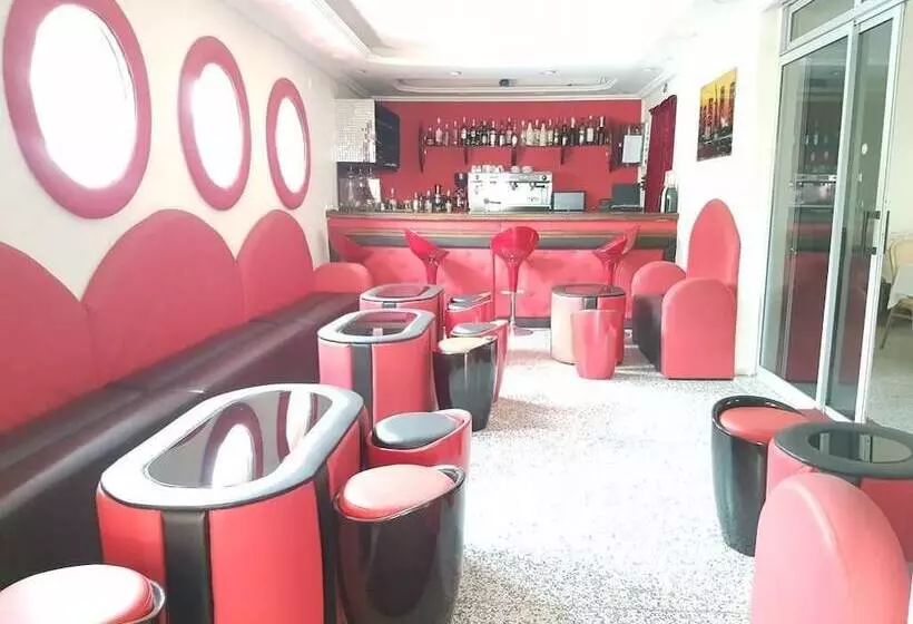 هتل Hôtel Hibiscus