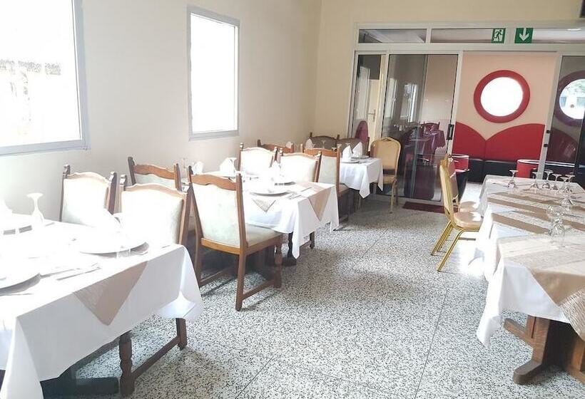 هتل Hôtel Hibiscus