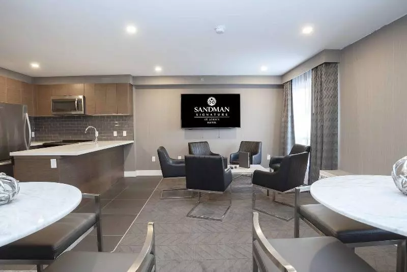 ホテル Sandman Signature St. John S