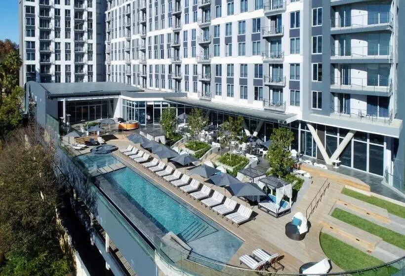 ホテル The Capital On The Park