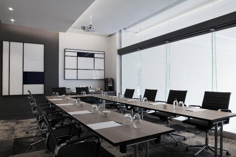 ホテル The Capital On The Park