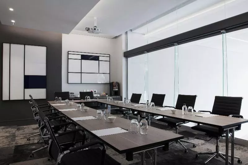 ホテル The Capital On The Park