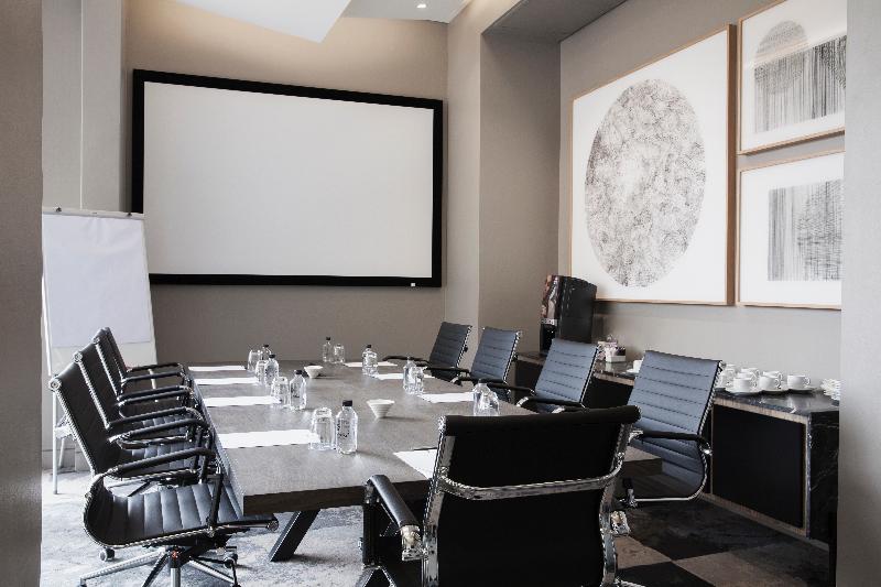 ホテル The Capital On The Park