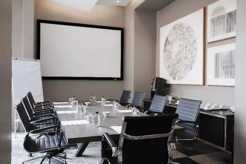 ホテル The Capital On The Park