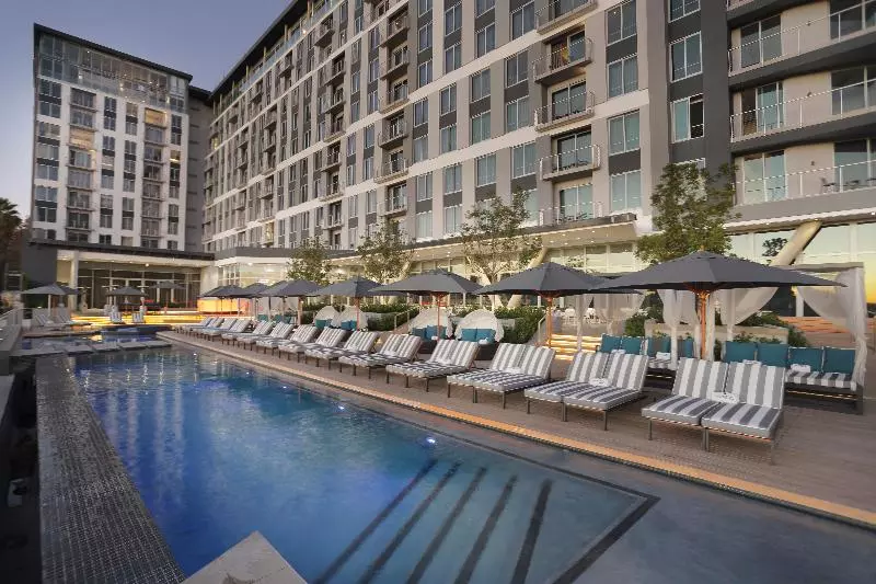 ホテル The Capital On The Park