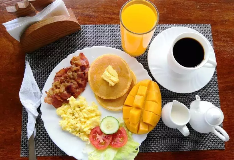 Lomakeskus Bagalangit Hideaways