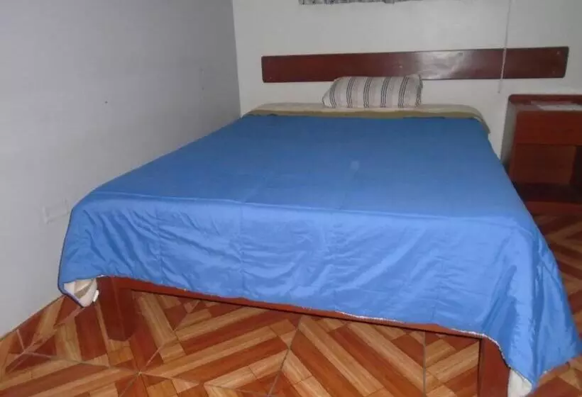 هاستل Hostal Florencia
