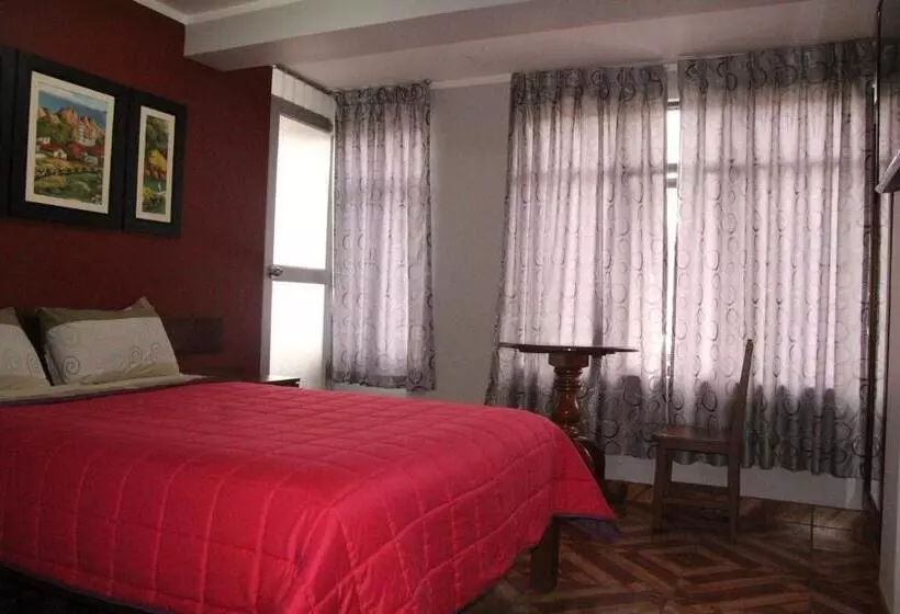 هاستل Hostal Florencia