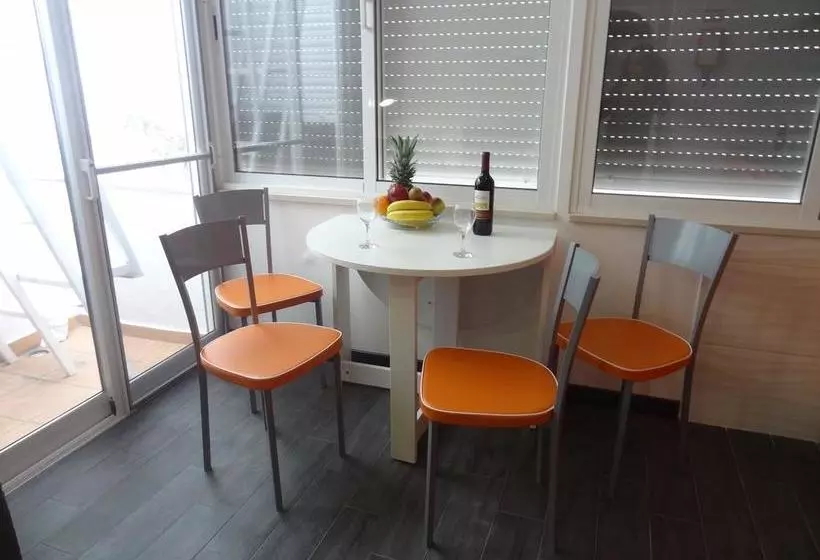 تختخواب و صبحانه Fisherman's Palace