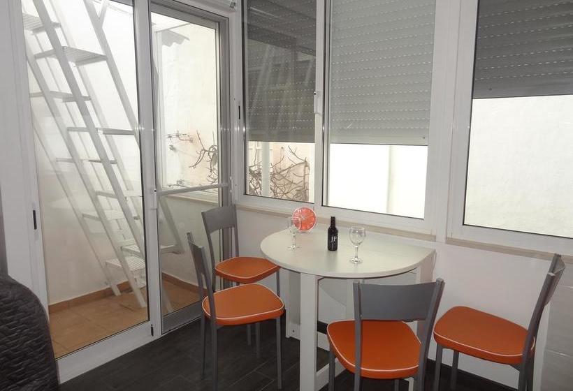 تختخواب و صبحانه Fisherman's Palace