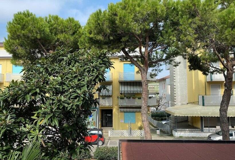 تختخواب و صبحانه Giovanna Rooms