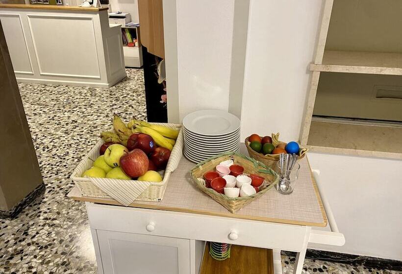 تختخواب و صبحانه Giovanna Rooms