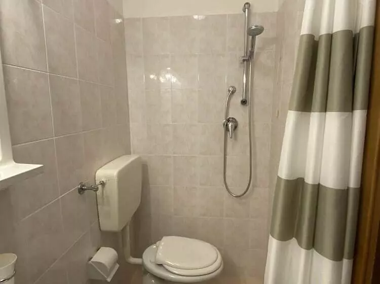 تختخواب و صبحانه Giovanna Rooms