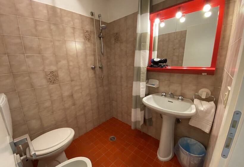 تختخواب و صبحانه Giovanna Rooms