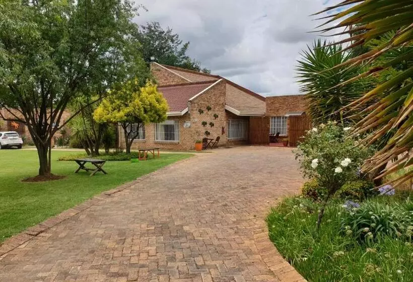 Aamiaismajoitus (B&B) The Lazy Grape Guest Lodge & Spa