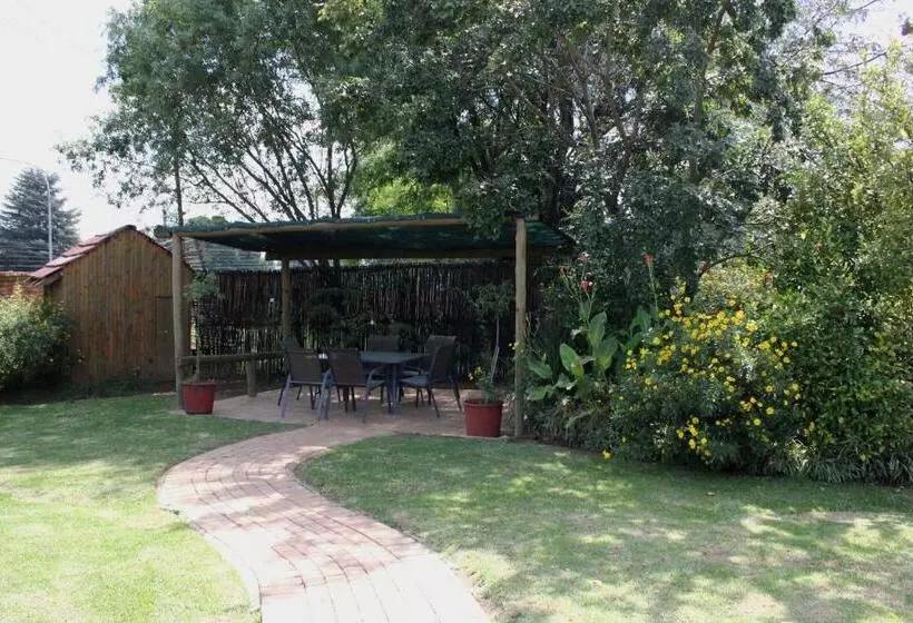 Aamiaismajoitus (B&B) The Lazy Grape Guest Lodge & Spa