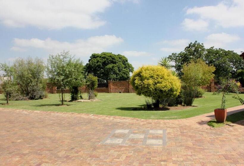 ベッドアンドブレックファースト The Lazy Grape Guest Lodge & Spa