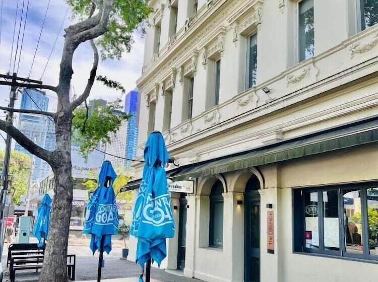 Clarendon Hotel Melbourne