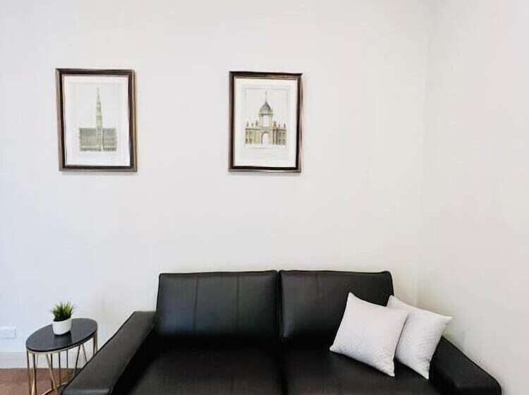 Clarendon Hotel Melbourne