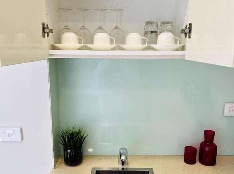 Clarendon Hotel Melbourne