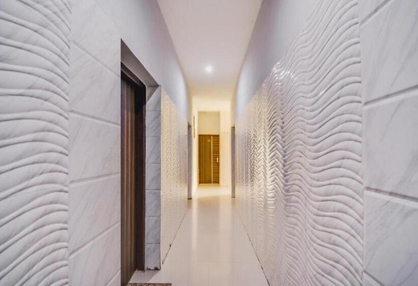 Super Hotel O Jammu Near Ragunath Bazaar