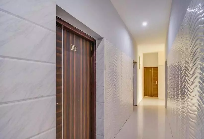 Super Hotel O Jammu Near Ragunath Bazaar