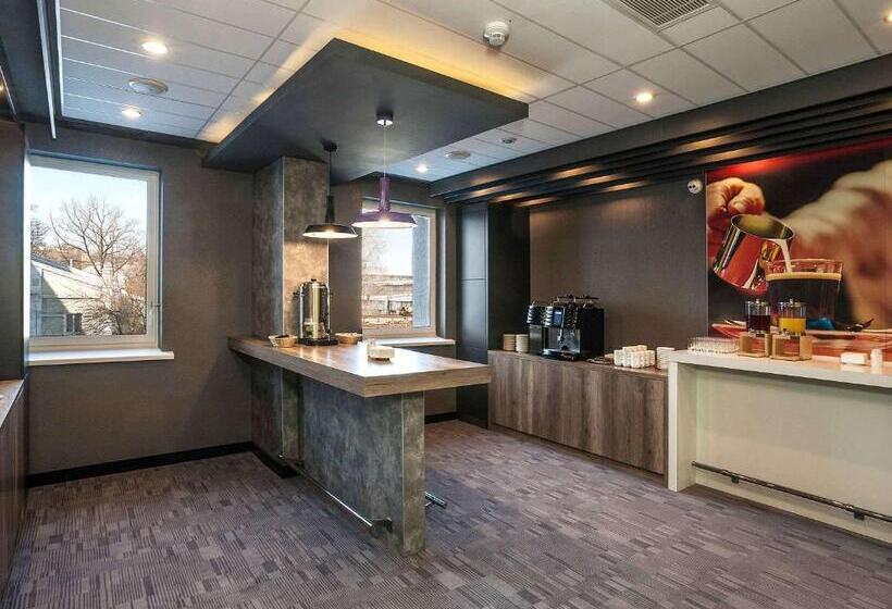 هتل Ibis Kyiv Railway Station