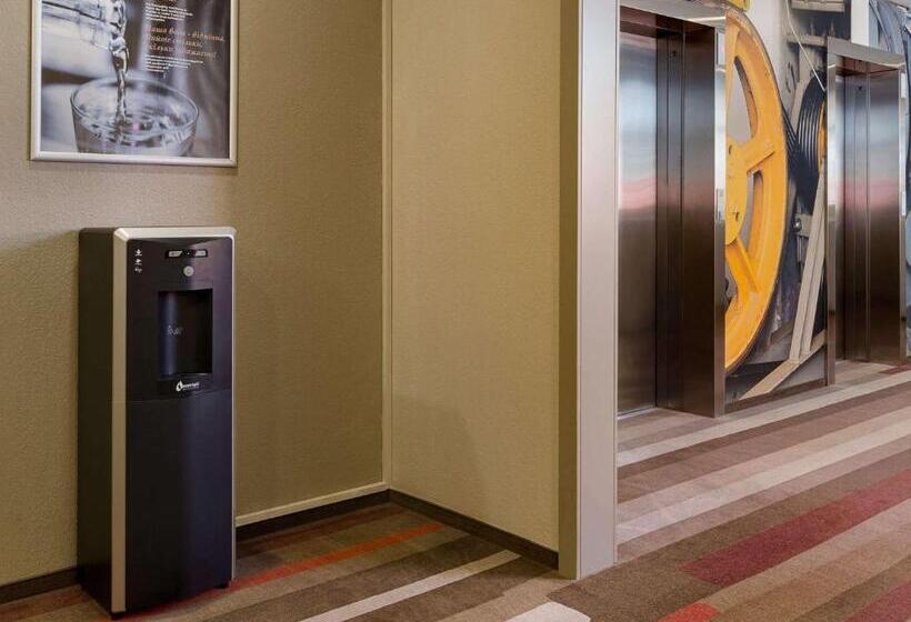 هتل Ibis Kyiv Railway Station