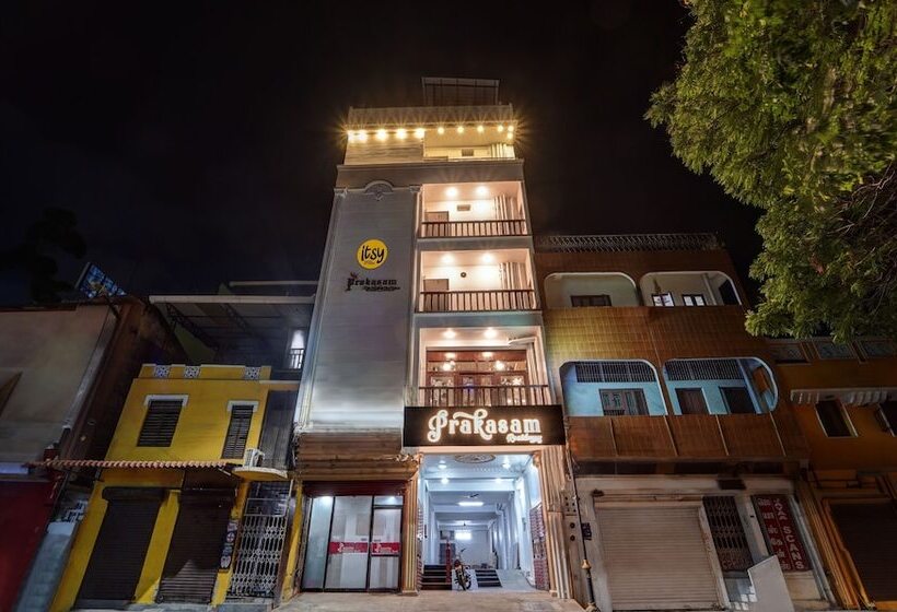 Itsy Hotels Prakasam Residency