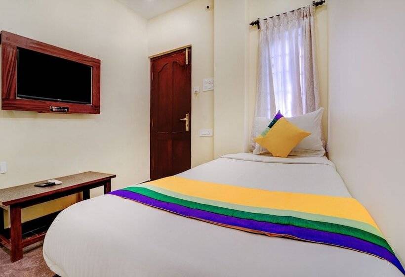 Itsy Hotels Prakasam Residency