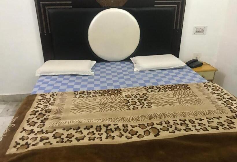 هتل Kanshi Vishwa Nath