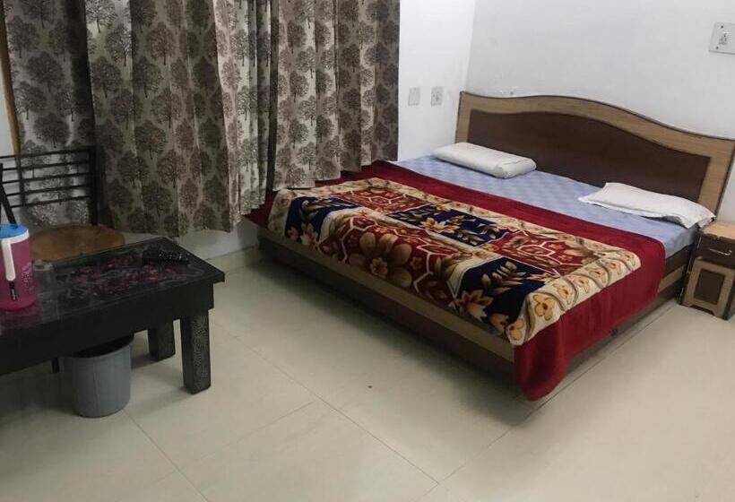 هتل Kanshi Vishwa Nath